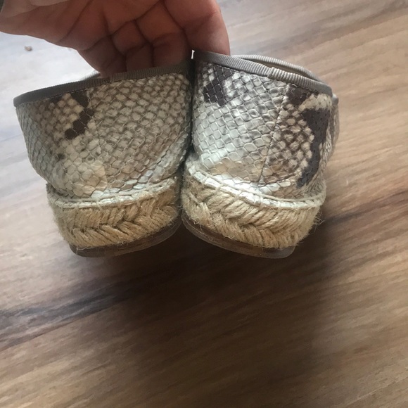 Elyse Walker womens Dee Snakeskin Espadrilles - Picture 3 of 7
